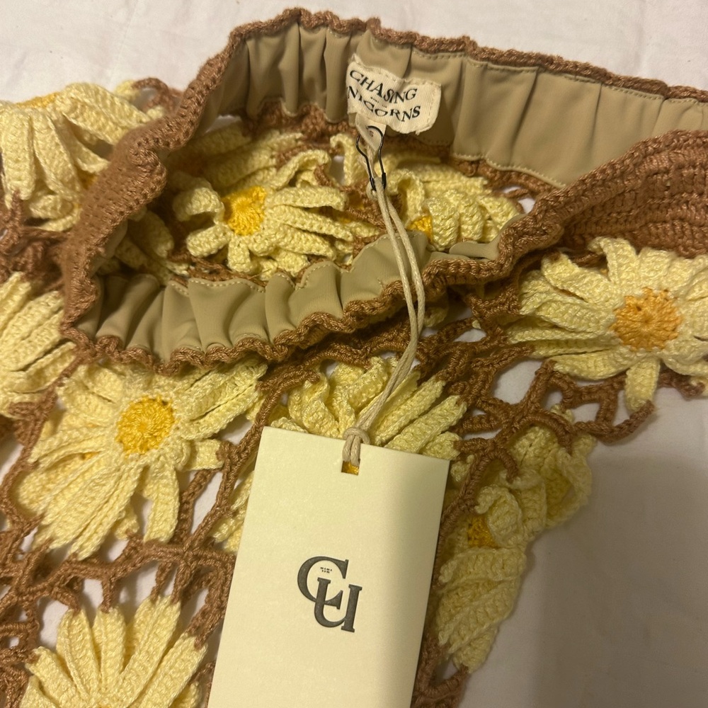 Chasing Unicorns SET Daisy Jane’s 2 pc set - top and flare pants NWT XS - Picture 11 of 17